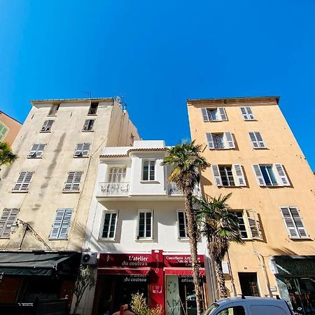 Les Suites R Bonaparte - Appartements De Standing Au Coeur De La Vieille Ville Pietonne Ajaccio  Buitenkant foto