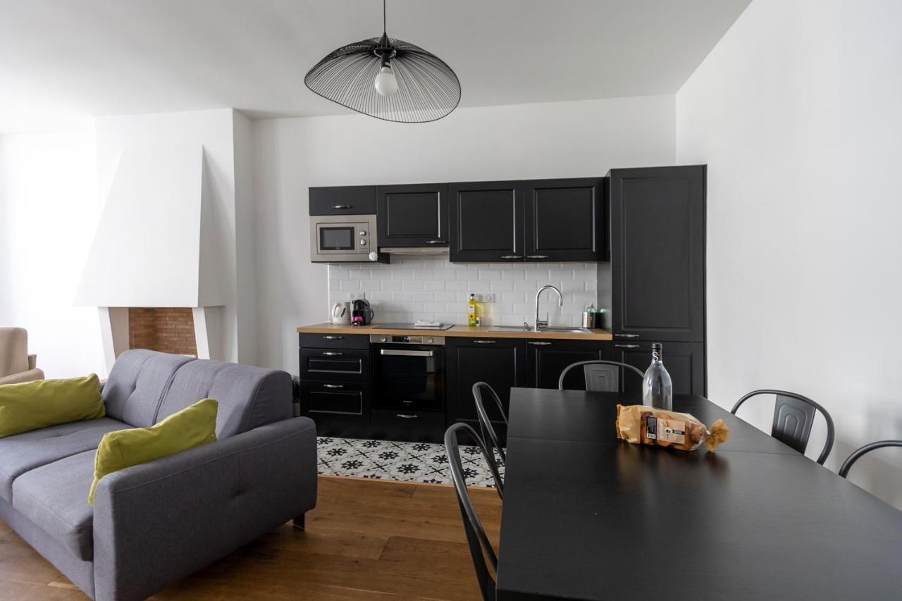 Les Suites R Bonaparte - Appartements De Standing Au Coeur De La Vieille Ville Pietonne Ajaccio  Buitenkant foto