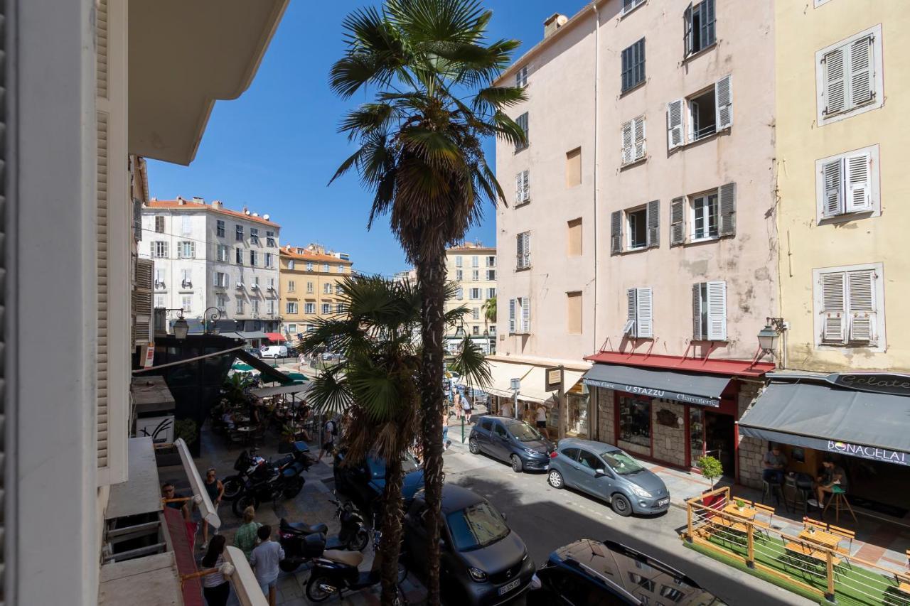 Les Suites R Bonaparte - Appartements De Standing Au Coeur De La Vieille Ville Pietonne Ajaccio  Buitenkant foto