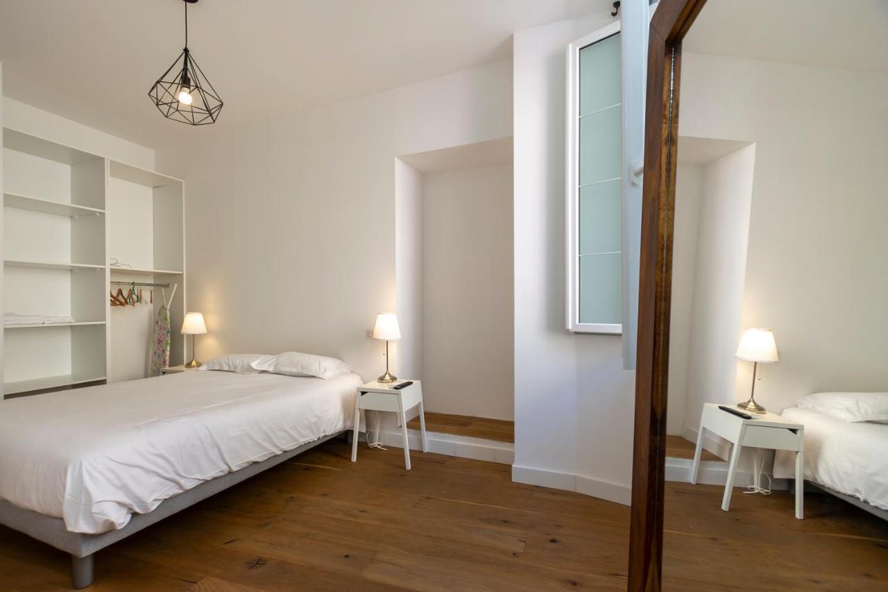 Les Suites R Bonaparte - Appartements De Standing Au Coeur De La Vieille Ville Pietonne Ajaccio  Buitenkant foto